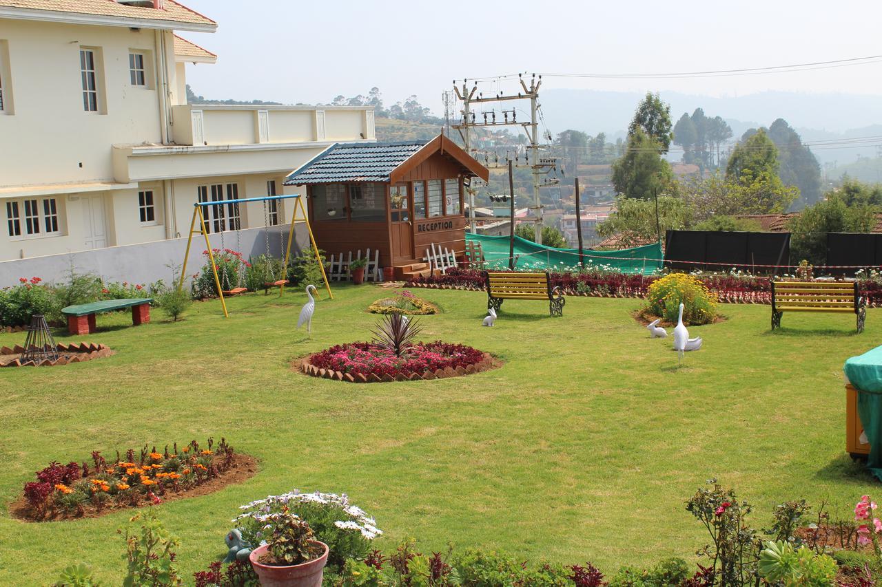 Drizzle Drop Inn Ooty Buitenkant foto