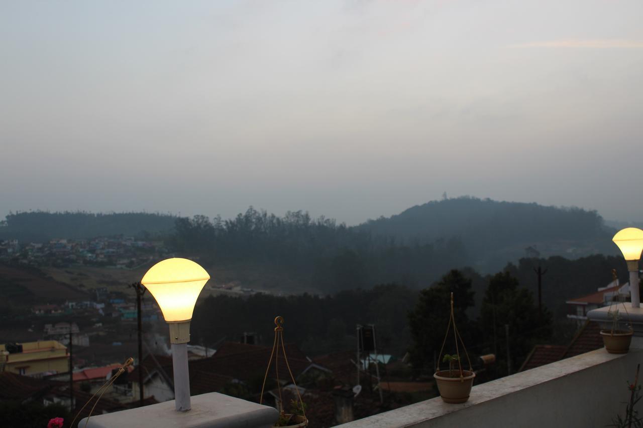 Drizzle Drop Inn Ooty Buitenkant foto