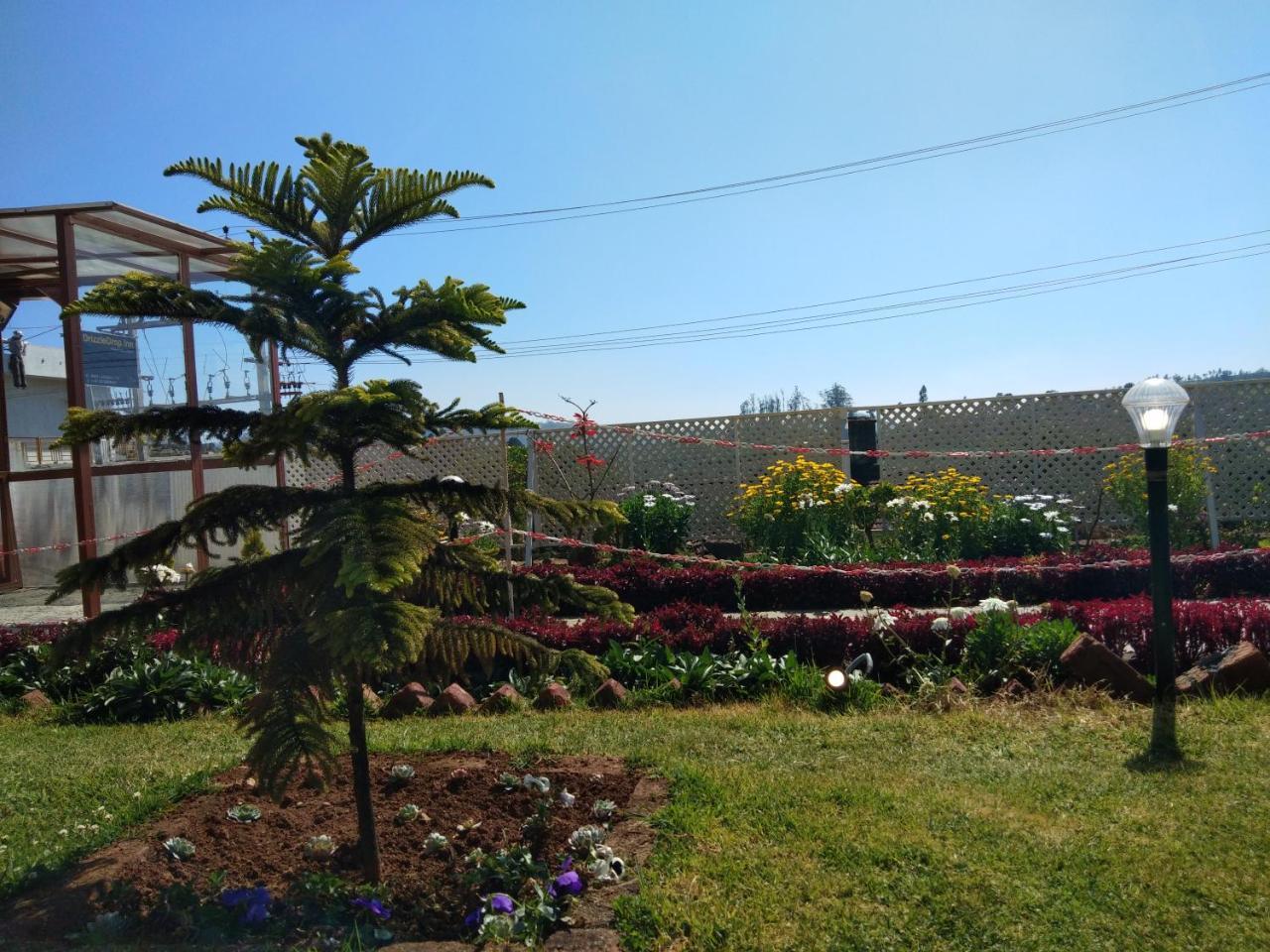Drizzle Drop Inn Ooty Buitenkant foto